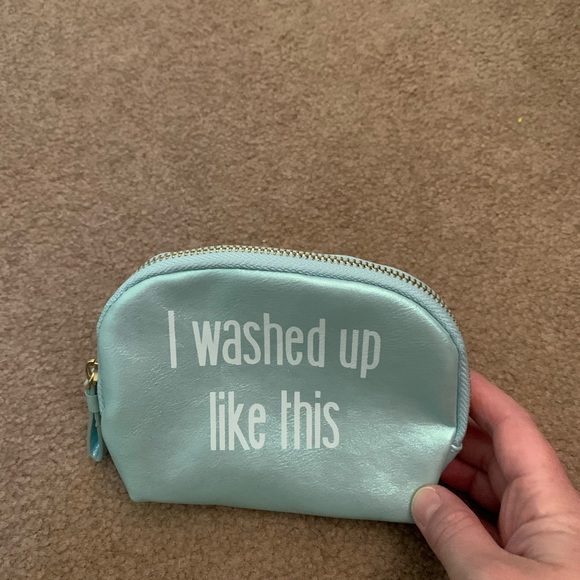 Makeup bag - Picture 4 of 6